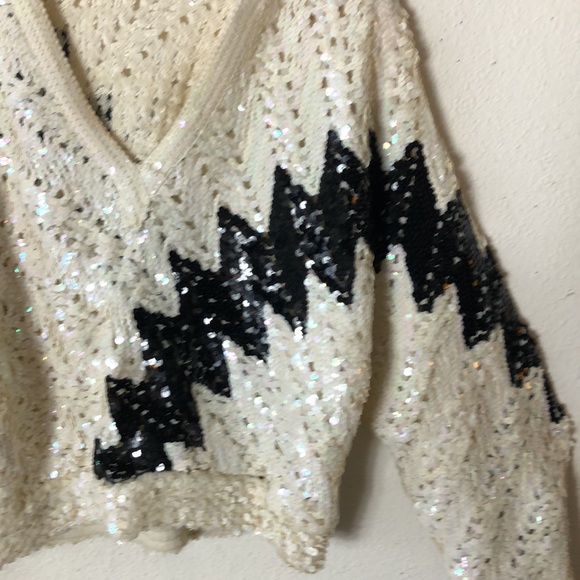 Vintage Sak Fifth Avenue SEQUIN SWEATER abstract Metalic pullover black … - Picture 4 of 11